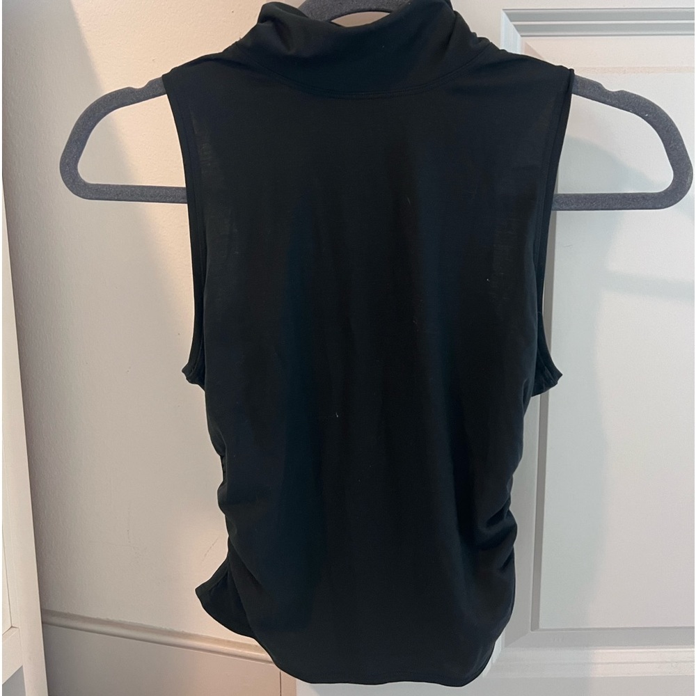Lululemon Mock Neck